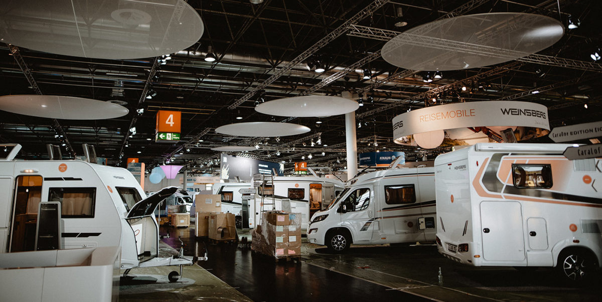 ktg-weinsberg-carablog-caravan-salon-duesseldorf-aufbau-keyvisual